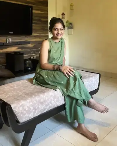 Call Girls New Friends Colony Cash On Delivery